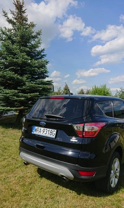 Ford Escape cena 68000 przebieg: 66000, rok produkcji 2017 z Skaryszew małe 56